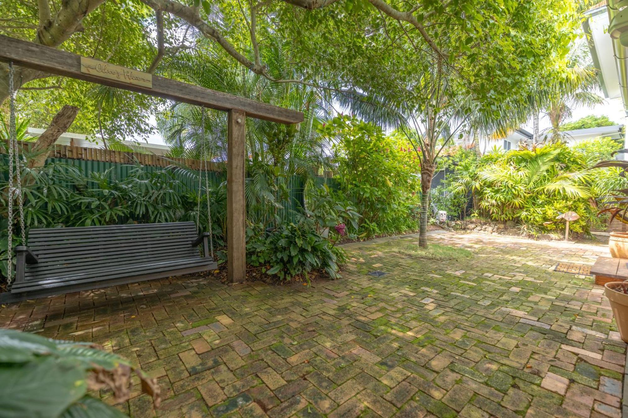 Barbara'S Guesthouse Μπάιρον Μπέι Εξωτερικό φωτογραφία
